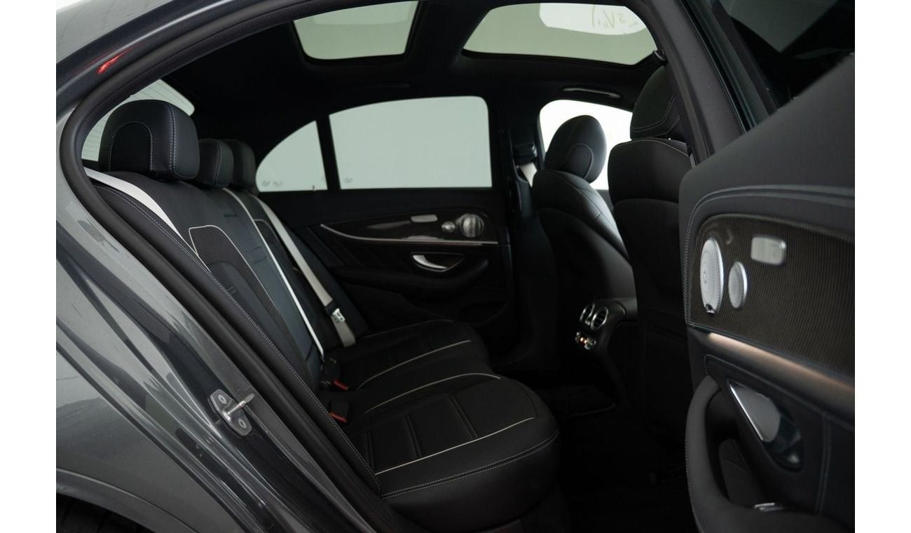 Mercedes-Benz E 63 S AMG Std 4.0L