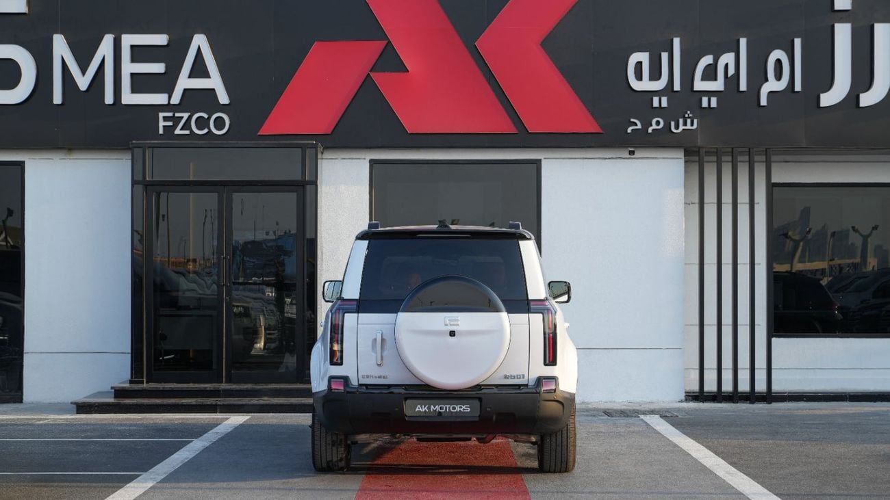 روكس 01 VIP 6 Seaters With Kitchen White 2025MY Export Price