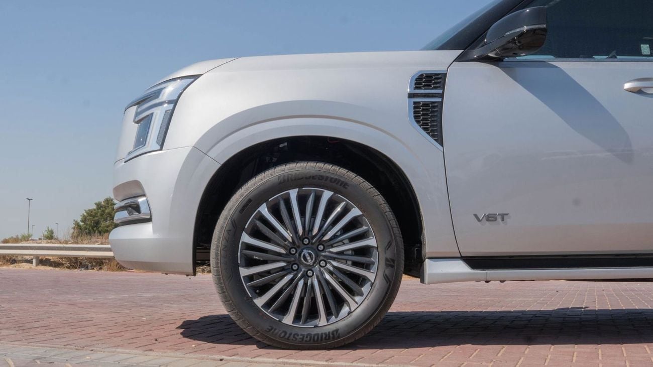 نيسان باترول LE PLATINUM CITY Nissan Patrol LE Platinum 3.5L AT Petrol TT (Silver-Red) (Black roof)