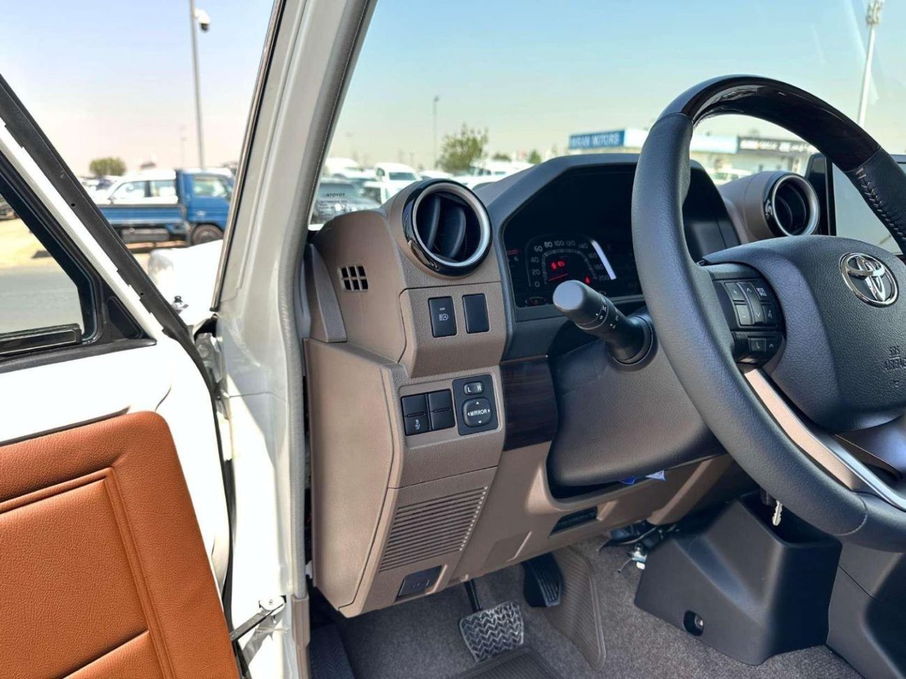 Toyota Land Cruiser 70 TOYOTA LAND CRUISER 71 2.8L 3DOOR 4WD SUV 2025