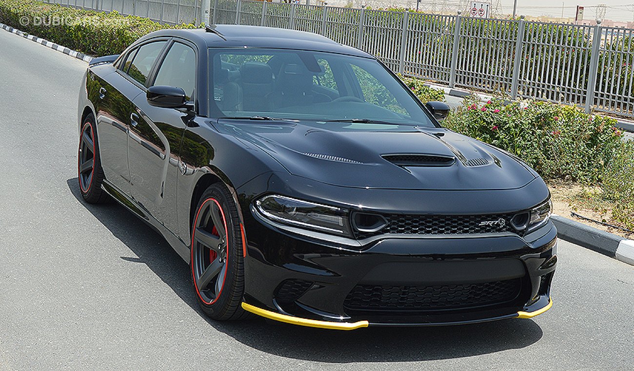 Dodge Charger 2019 Hellcat, 6.2 Supercharged HEMI, V8 707hp GCC, 0km w/ 3Yrs or 100,000km Warranty