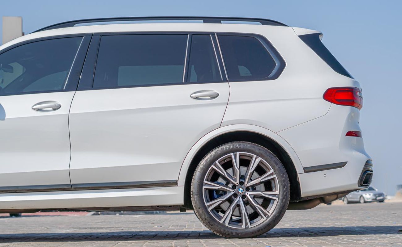 بي أم دبليو X7 M50i 4.4L (530 HP)