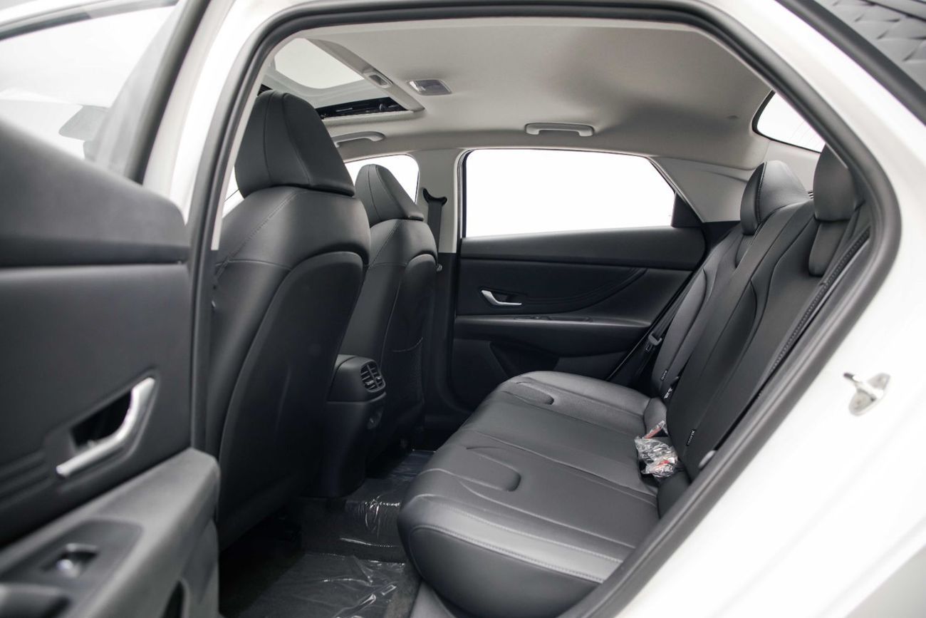 Hyundai Elantra GLX Elite 1.5L - White Inside Black | Export Only