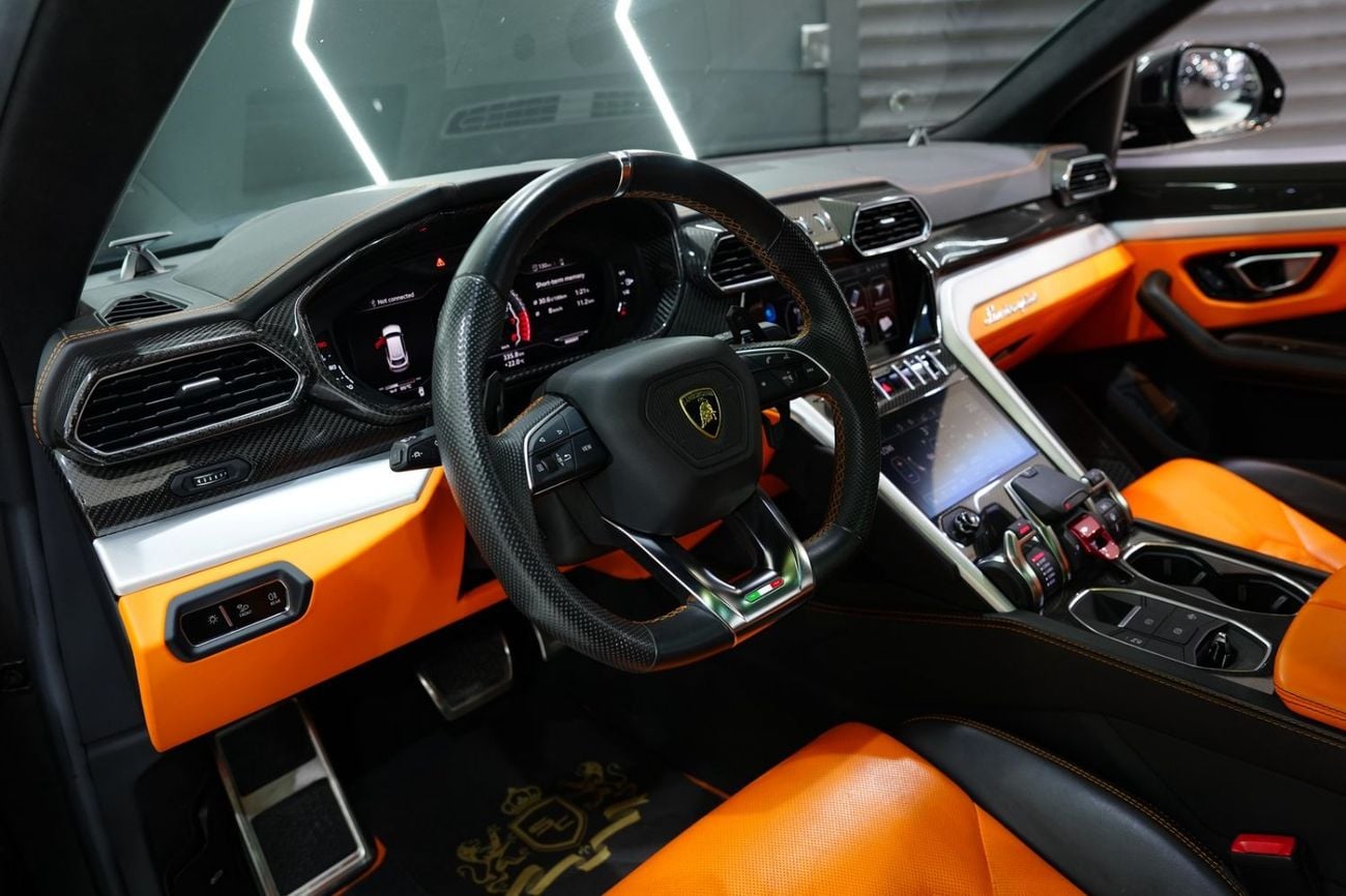 Lamborghini Urus STD Full Carbon Pack, Panoramic Roof, Individual Rear Seats, Dealer Warranty!!