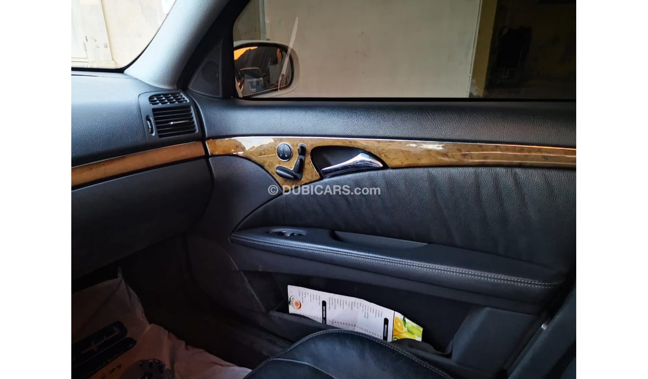 Mercedes-Benz E 350 wit E63 badge