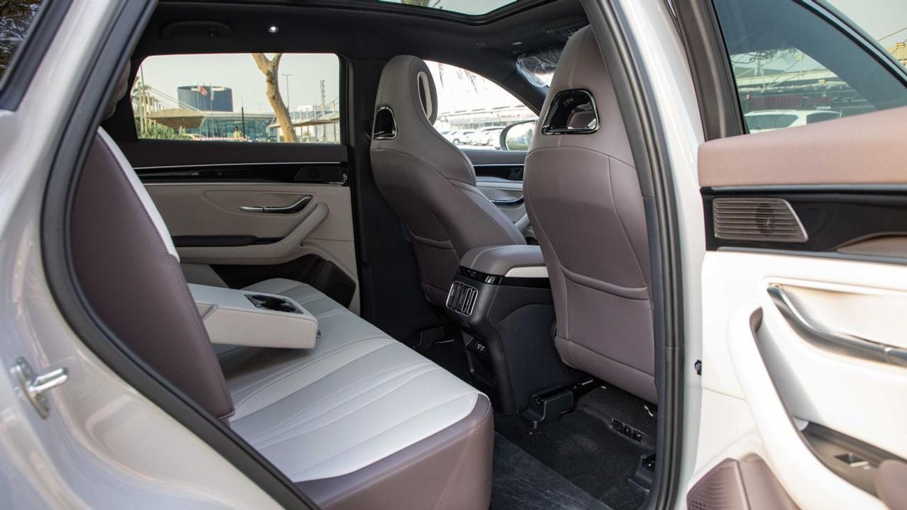 BYD Song Plus BYD Song Plus 160Km Hybrid 2025Model 1.5L petrol Engine Colour smoky Gray interior Beige push start