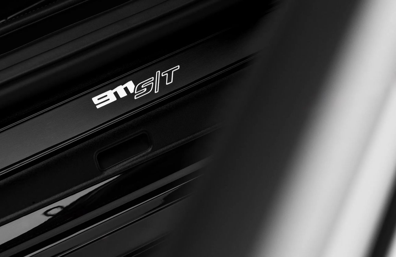 Porsche 911 4.0L F6 Naturally Aspirated Engine