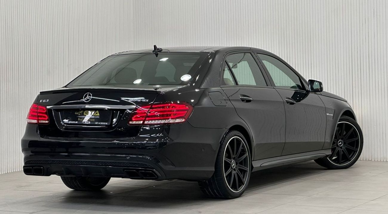 Mercedes-Benz E 63 AMG Std 5.5L 2015 Mercedes Benz E63 AMG, Service History, Full Options, Excellent Condition, GCC