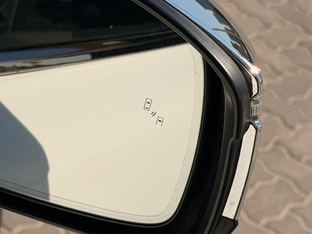 Toyota Land Cruiser Lc300 model 2024 VXR RHD diesel engine full option