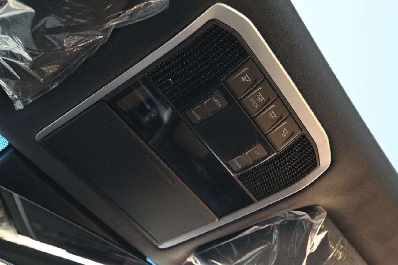 Toyota Land Cruiser GXR V6 3.3L DIESEL AUTOMATIC TSS, JBL