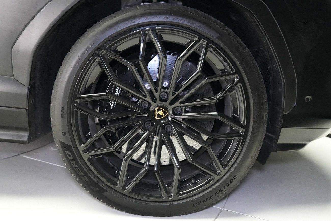Lamborghini Urus PERFORMANTE