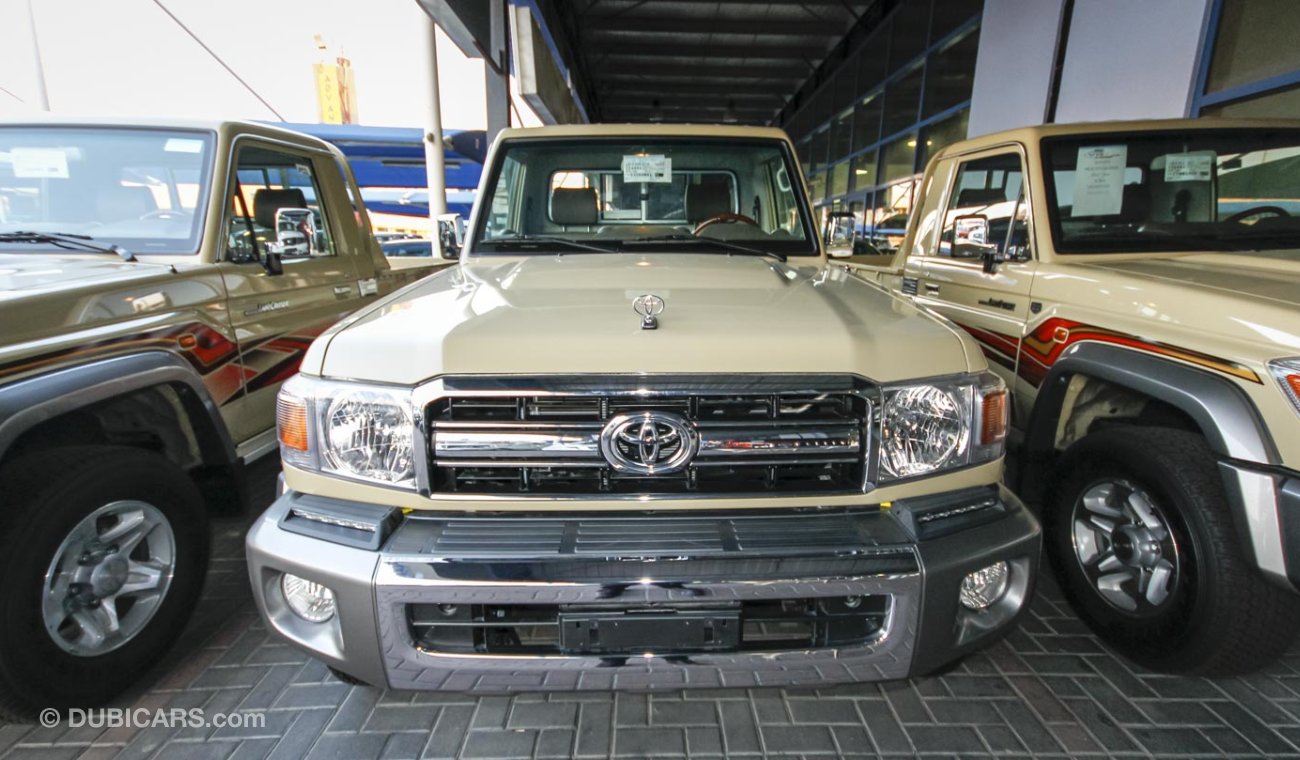 Toyota Land Cruiser Pick Up LX