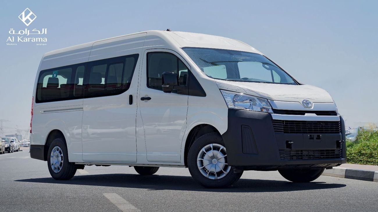 Toyota Hiace GL 13 Seater High Roof Van with 2.8L Diesel Engine and Manual Transmission - Rear Camera