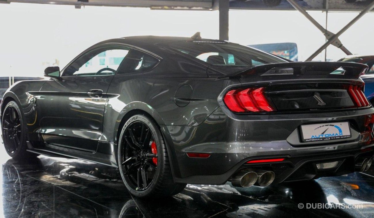 فورد موستانج شيلبي، GT500، أبيض، 5.2 ليتر، 0 كم، V8، الضمان: 3 سنوات أو 100 ألف كم، خدمة الصيانة: 60 ألف كم، 2020