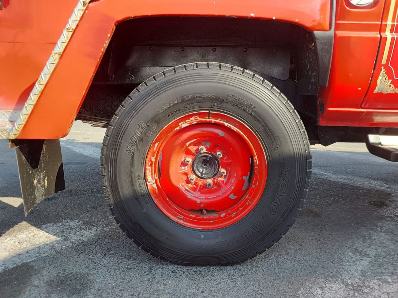 تويوتا هيلوكس TOYOTA HILUX PICKUP RHD 1987 MODEL 2.0 L PETROL MANUAL(PM19257)