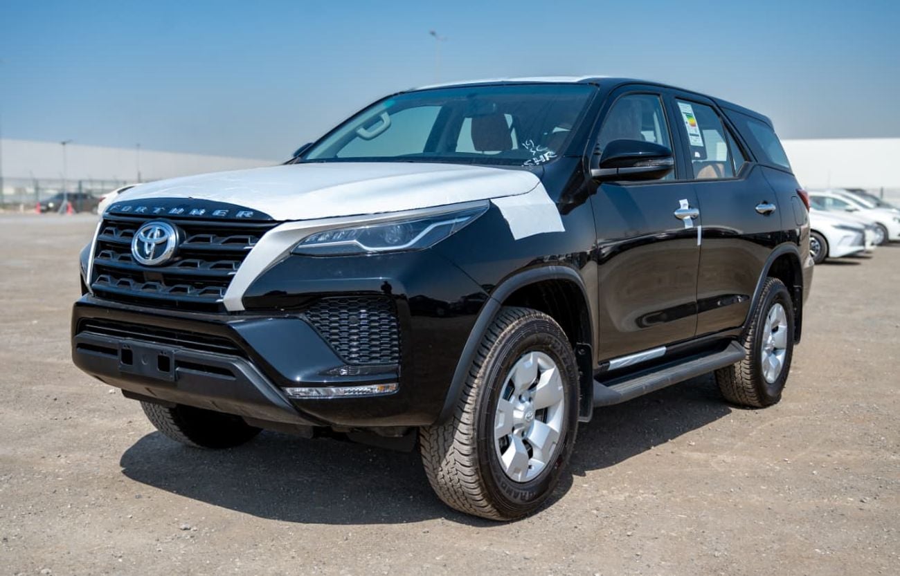 تويوتا فورتونر 2.7L Petrol | 4 Cylinder | Automatic