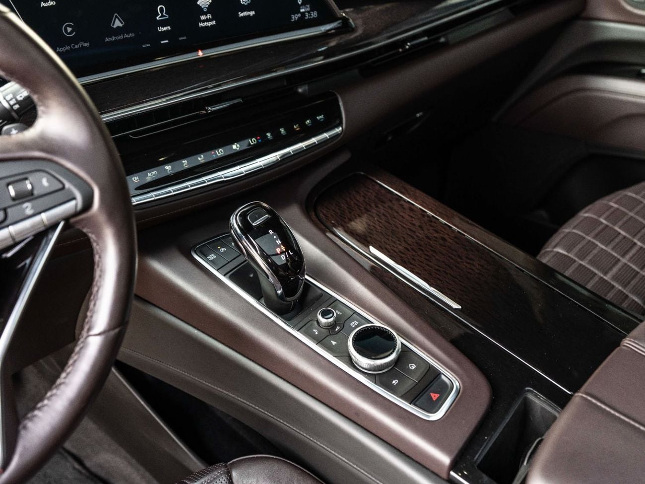 كاديلاك إسكالاد Sport Platinum 6.2L 4WD