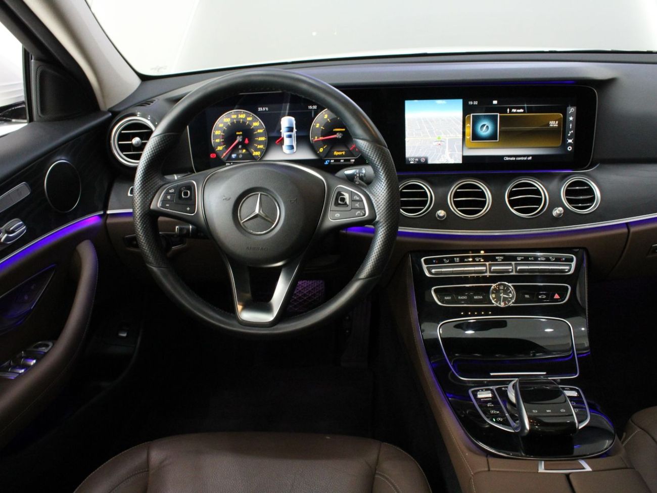 مرسيدس بنز E200 | Fully Loaded