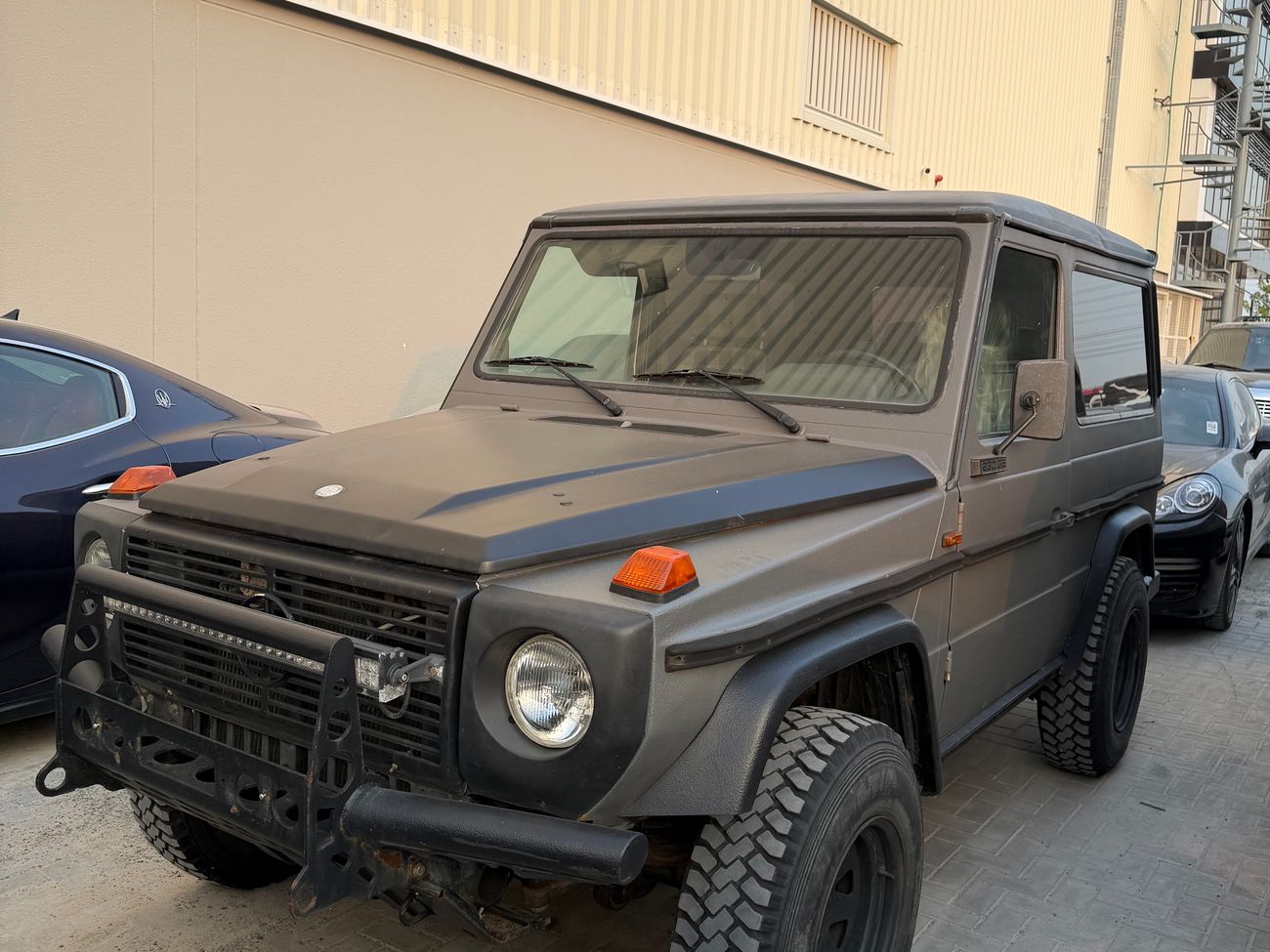 Mercedes-Benz G 230 G230