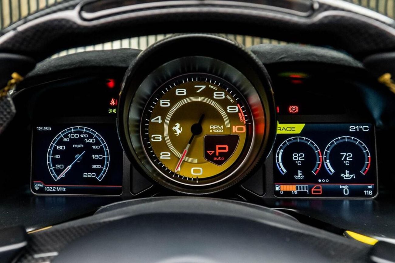 فيراري 812 كومبيتيزون 6.5 V12 Roadster F1 DCT Euro 6 (s/s) 2dr (EXPORT ONLY ) Right Hand Drive
