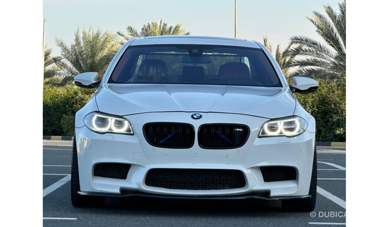 BMW M5 Competition BMW M5 2014 GCC // FSH // ACCIDENT FREE // PERFECT CONDITION