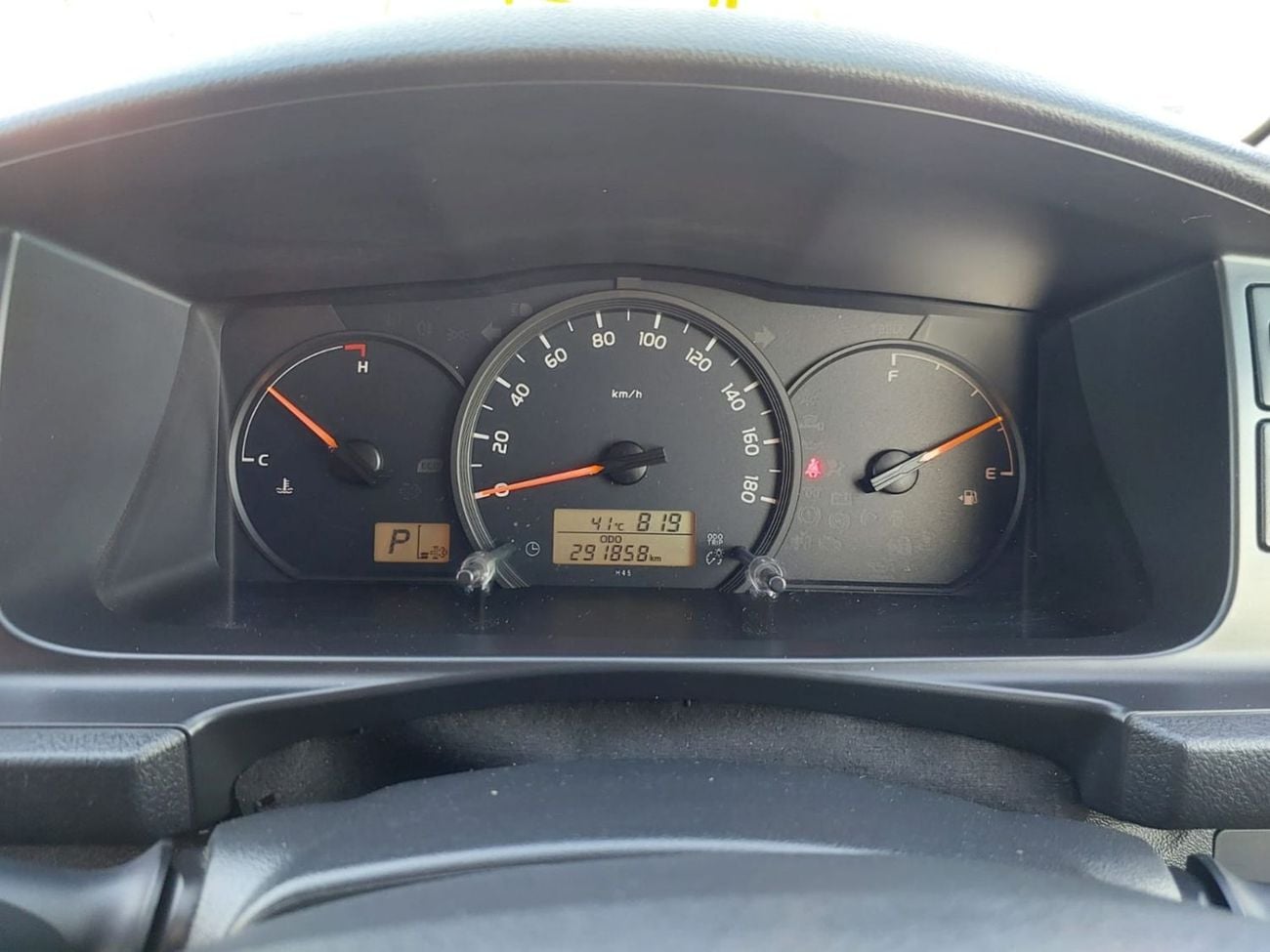 تويوتا هاياس 2015 TOYOTA HIACE VAN DX RHD DIESEL AUTOMATIC 3.0L(PM16720)