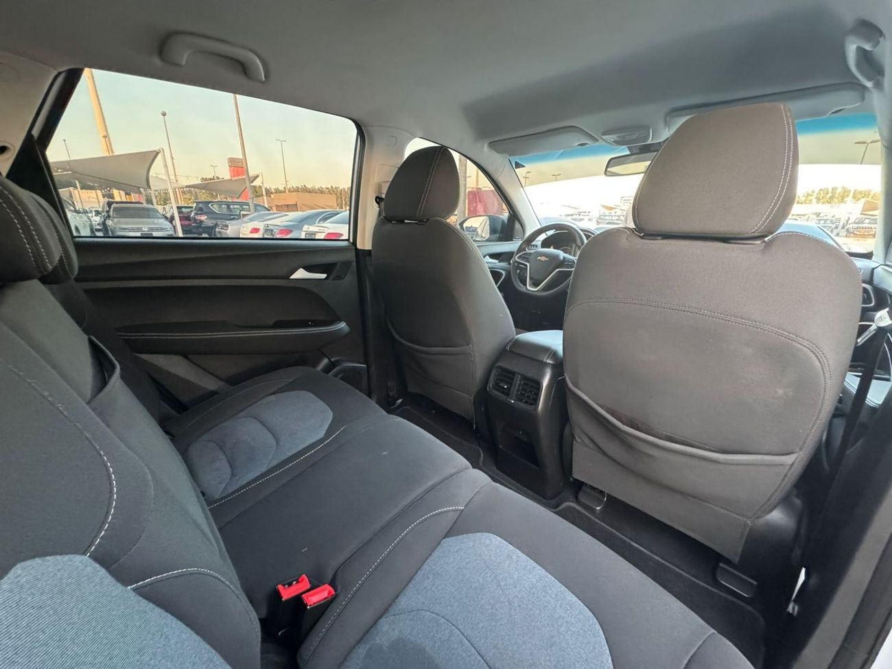 Chevrolet Captiva LS 1.5L (150 HP) (7 Seater)
