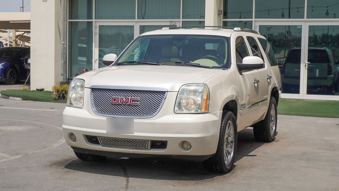 GMC Yukon DENALI
