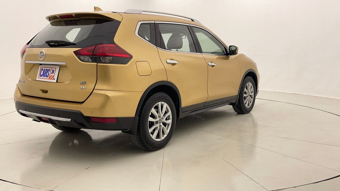 نيسان إكس تريل S 4WD 2.5 | بدون دفعة مقدمة | اختبار القيادة في المنزل