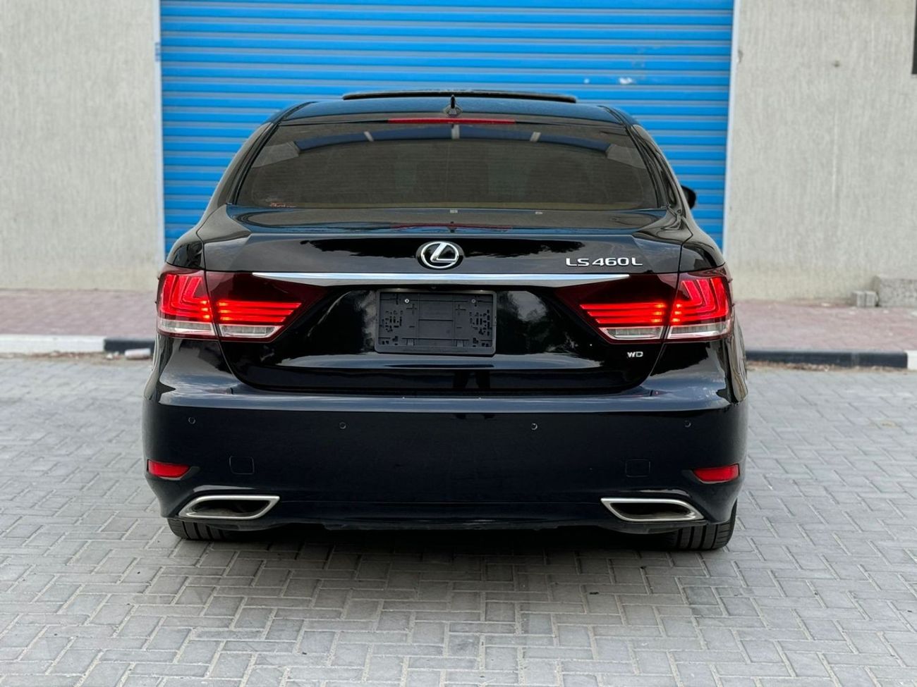 لكزس LS 460 L تيتانيوم