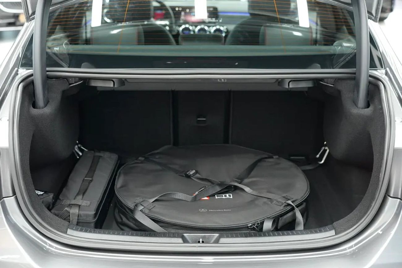 Mercedes-Benz A 200 A 200 | GCC 0km | Agency Warranty | AMG Package