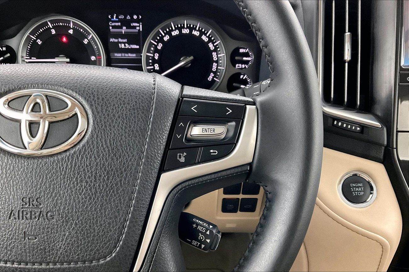 تويوتا كورولا XLI | ضمان مجاني لمدة عام | 0 دفعة أولى