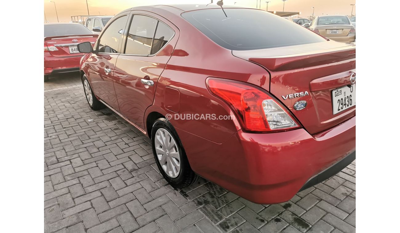Nissan Versa