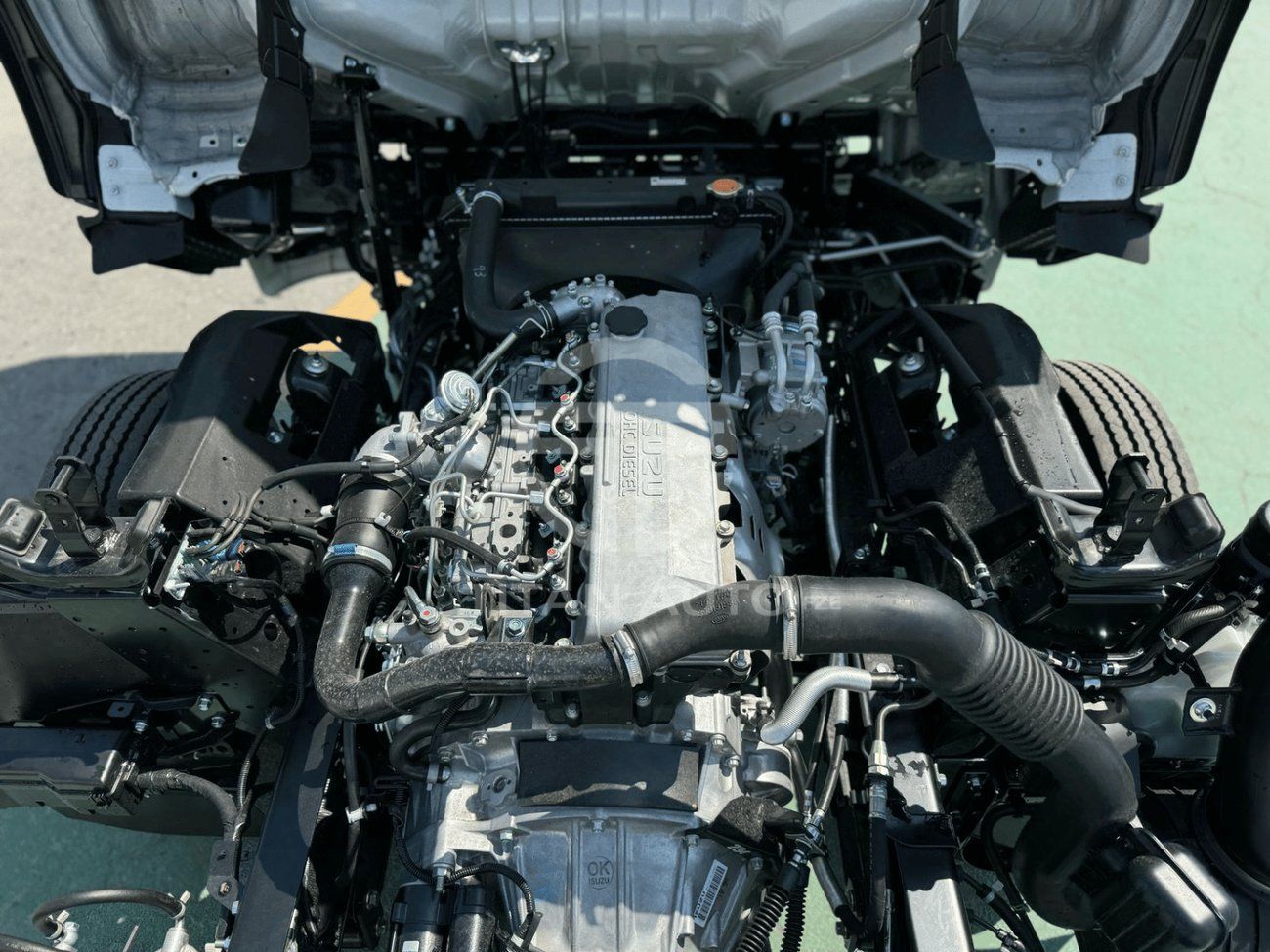 Isuzu NPR ISUZU NPR TRUCK CAB CHASSIS 4X2 MYY-5T 5- speed 2025 MODEL