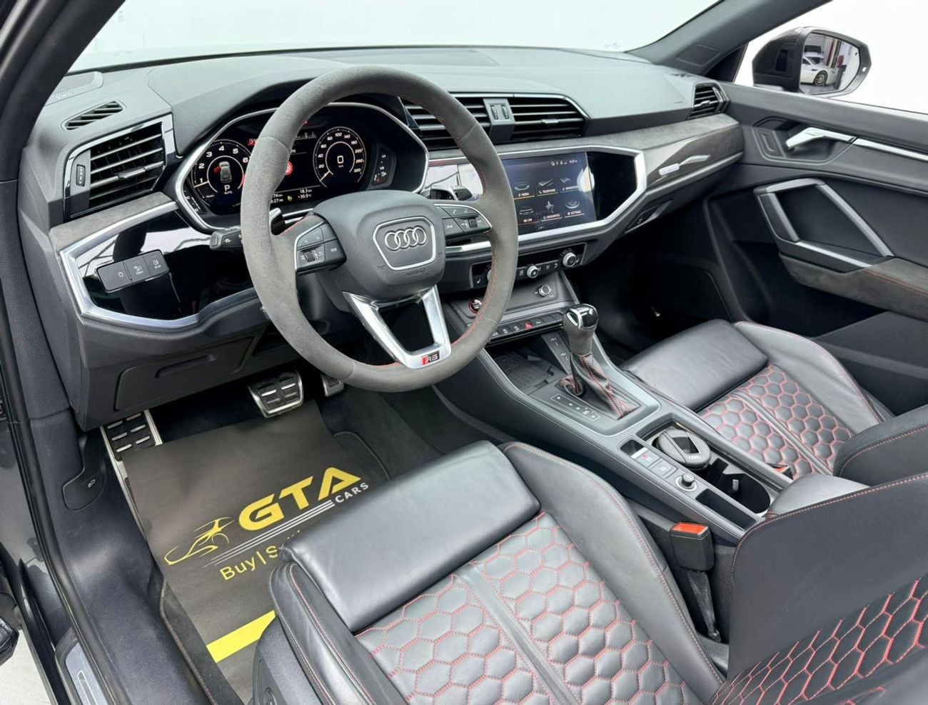 Audi RSQ3 2022 Audi RSQ3, Warranty, Full Service History, Fully Loaded, Excellent Condition, European