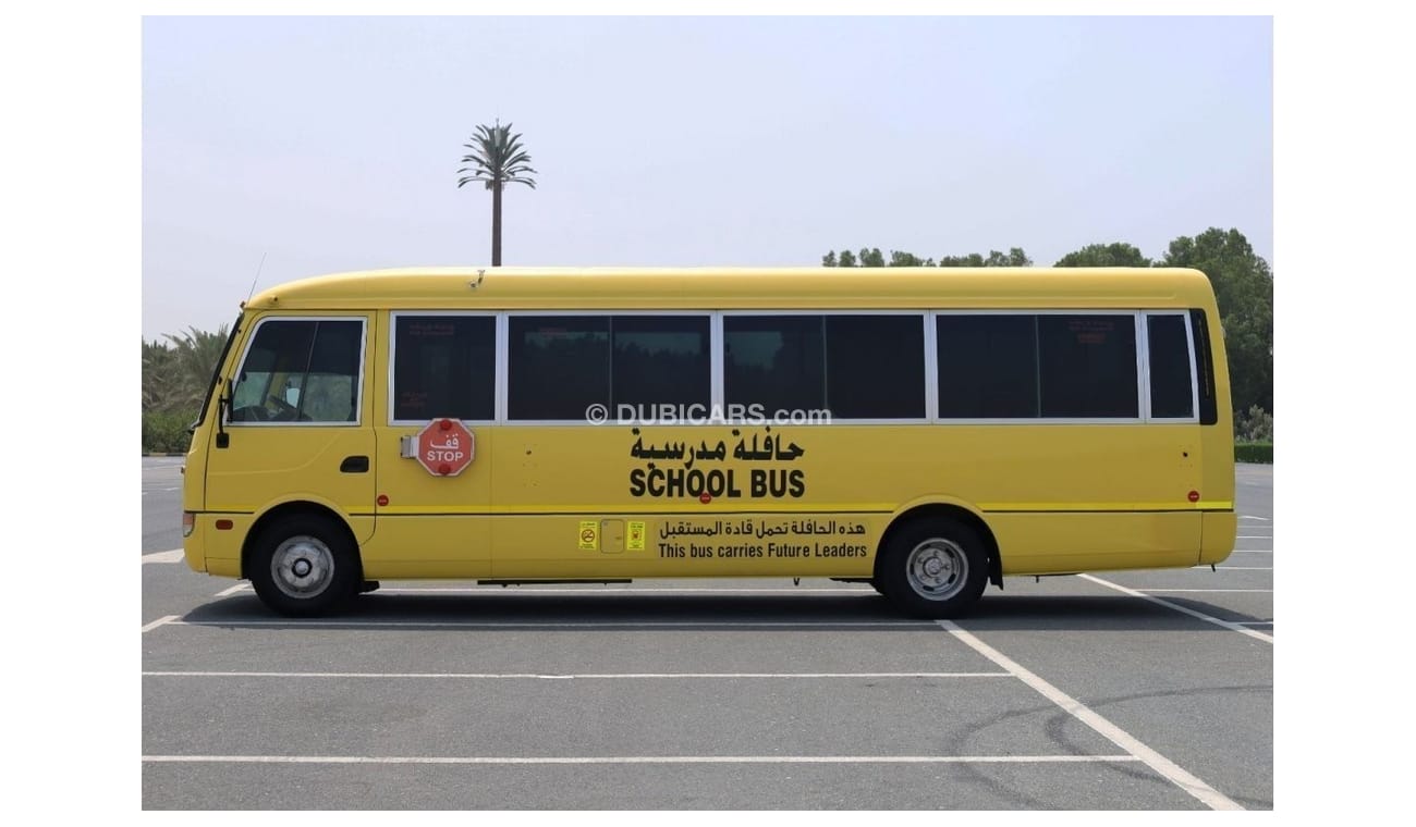 Mitsubishi Rosa SCHOOL BUS 2016 | PRICE DROP | 32 SEATS DIESEL - M/T| LOW MILEAGE | EXCELLENT CONDITION | GCC SPECS