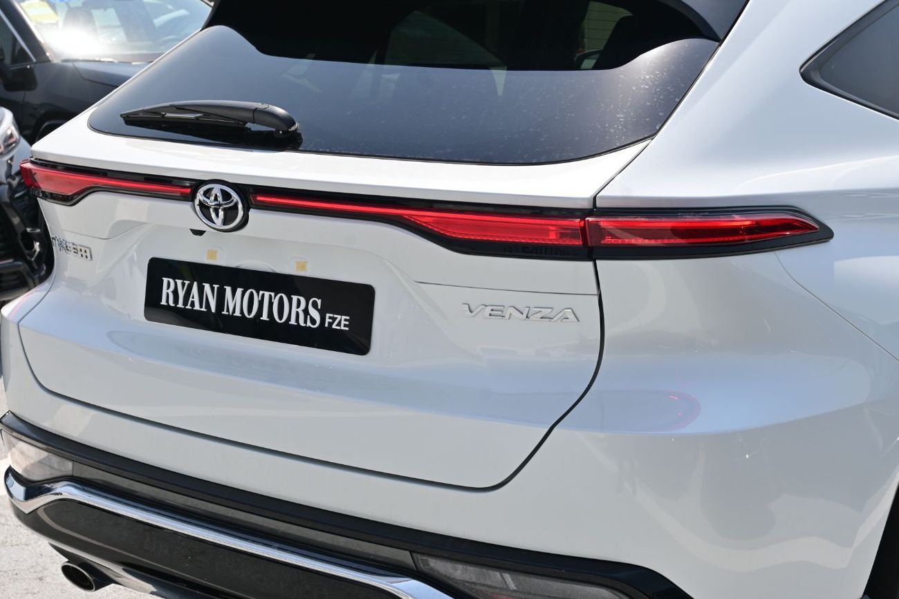 تويوتا فينزا Toyota Venza 2.0L Petrol, Model 2025 Color White