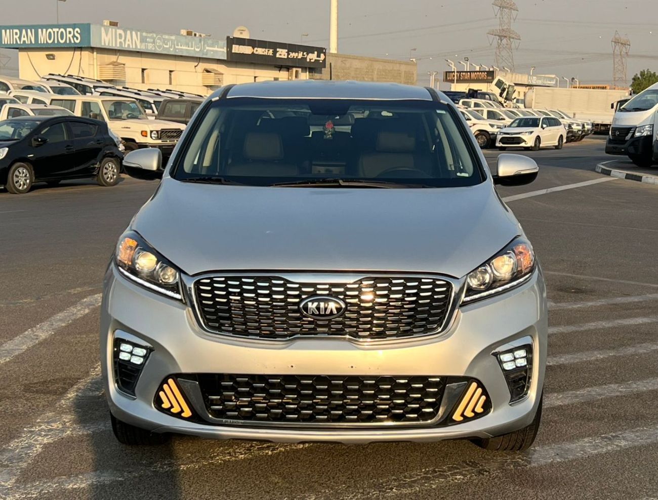 Kia Sorento 2019 Kia Sorento GDI MidOptio -2.4L - V4 - Rear Camera - 7 Seats - Leather Seat