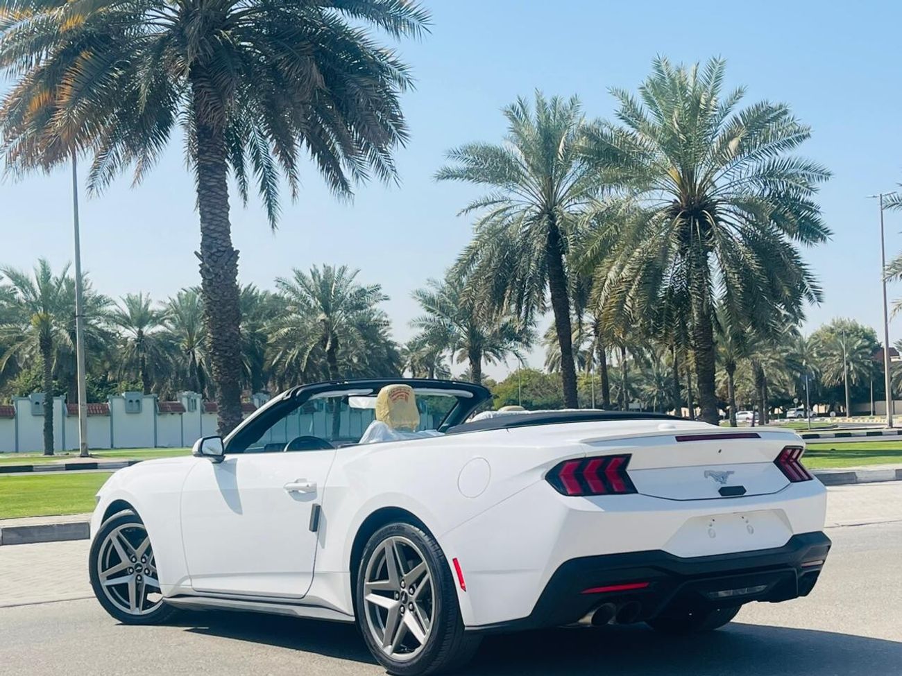 Ford Mustang EcoBoost Premium 2.3L Convertible A/T