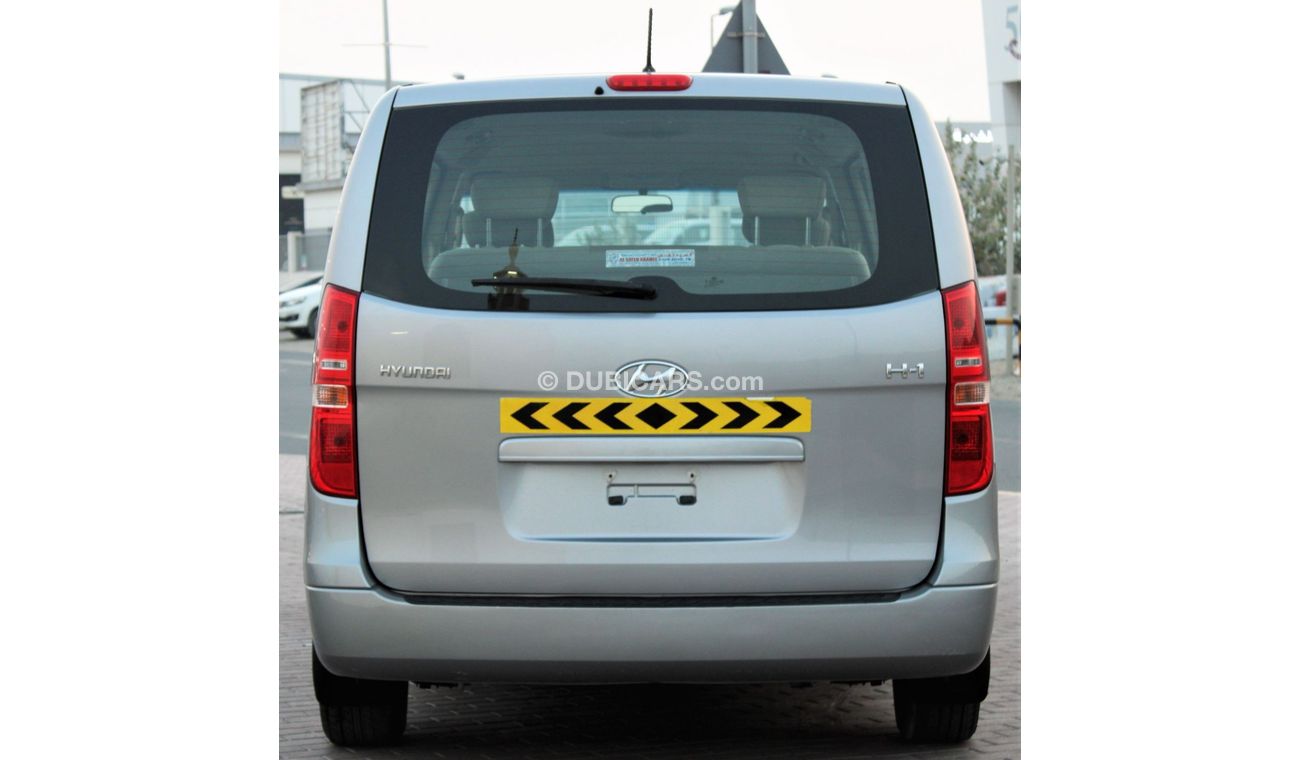 Hyundai H-1 Hyundai H1 GCC in excellent condition without accidents, very clean from inside and outside