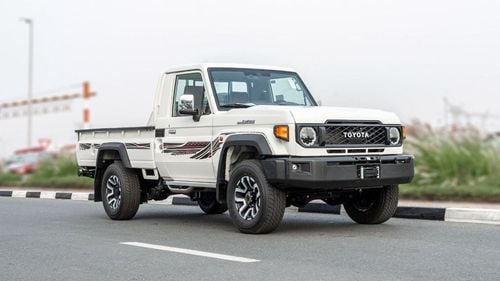تويوتا لاند كروزر بيك آب 2026 Toyota LC79 2.8L AT Diesel Full Option (White-Brown)