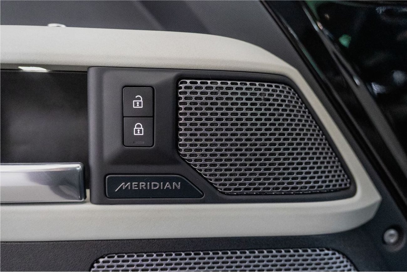 Land Rover Defender P400 110 First Edition 3.0L (7 Seater) P400 110 First Edition 3.0L