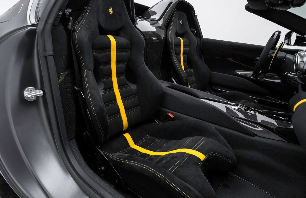 فيراري 812 كومبيتيزون 6.5L V12 Naturally Aspirated Engine