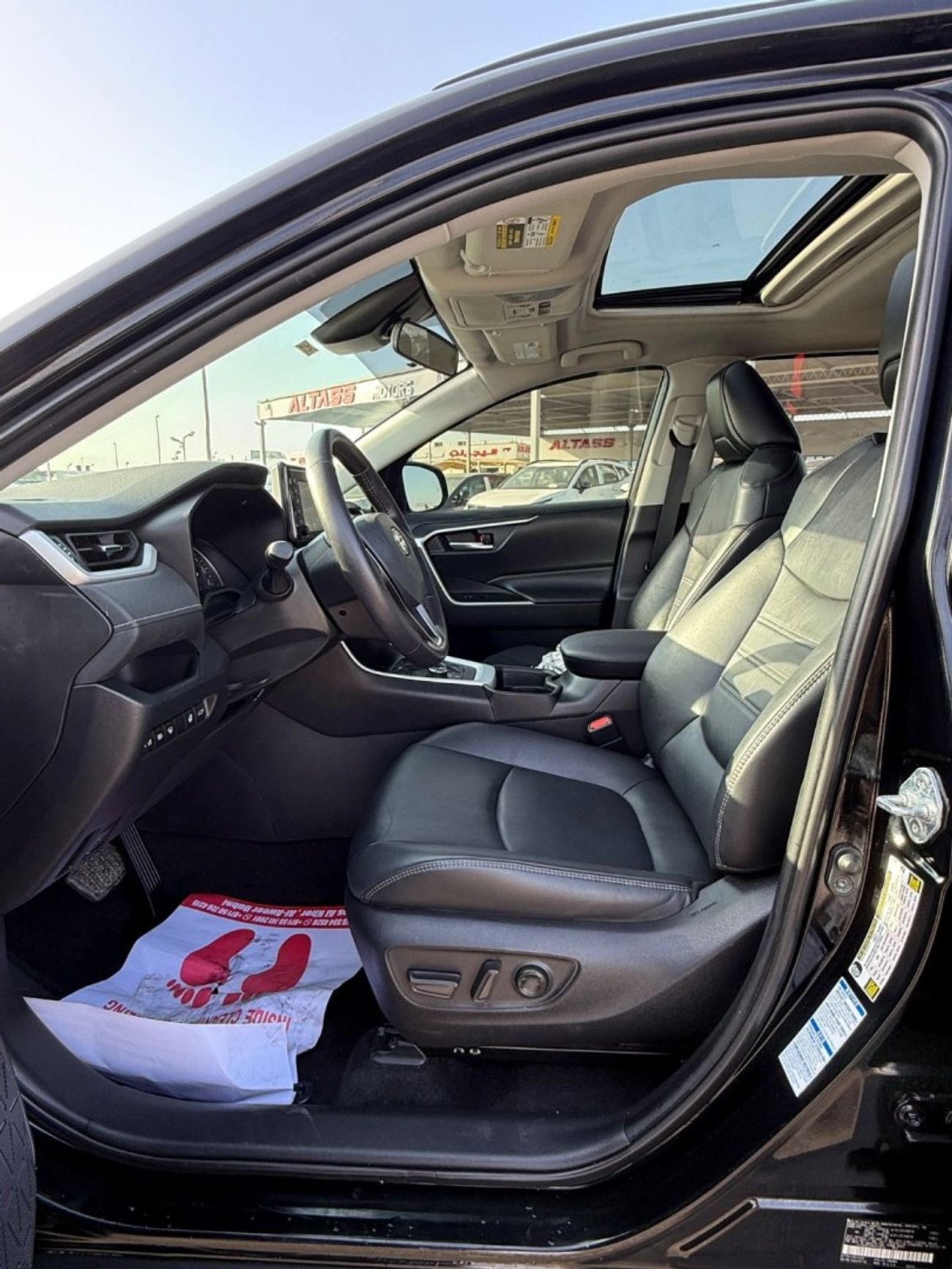 تويوتا راف ٤ RAV4 xle premium Hybrid 4x4