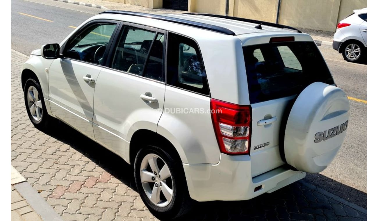 Suzuki Grand Vitara SUZUKI GRAND VITARA GCC SINGLE OWNER  EXTRA CLEAN  . ACCIDENT FREE  . NO MECHANICAL FAULTS