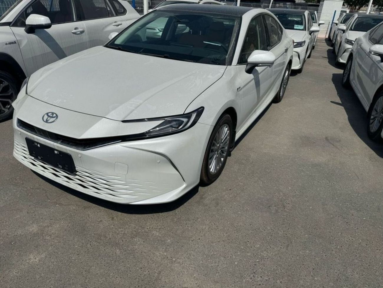 Toyota Camry 2.0L FULL OPTION 2024