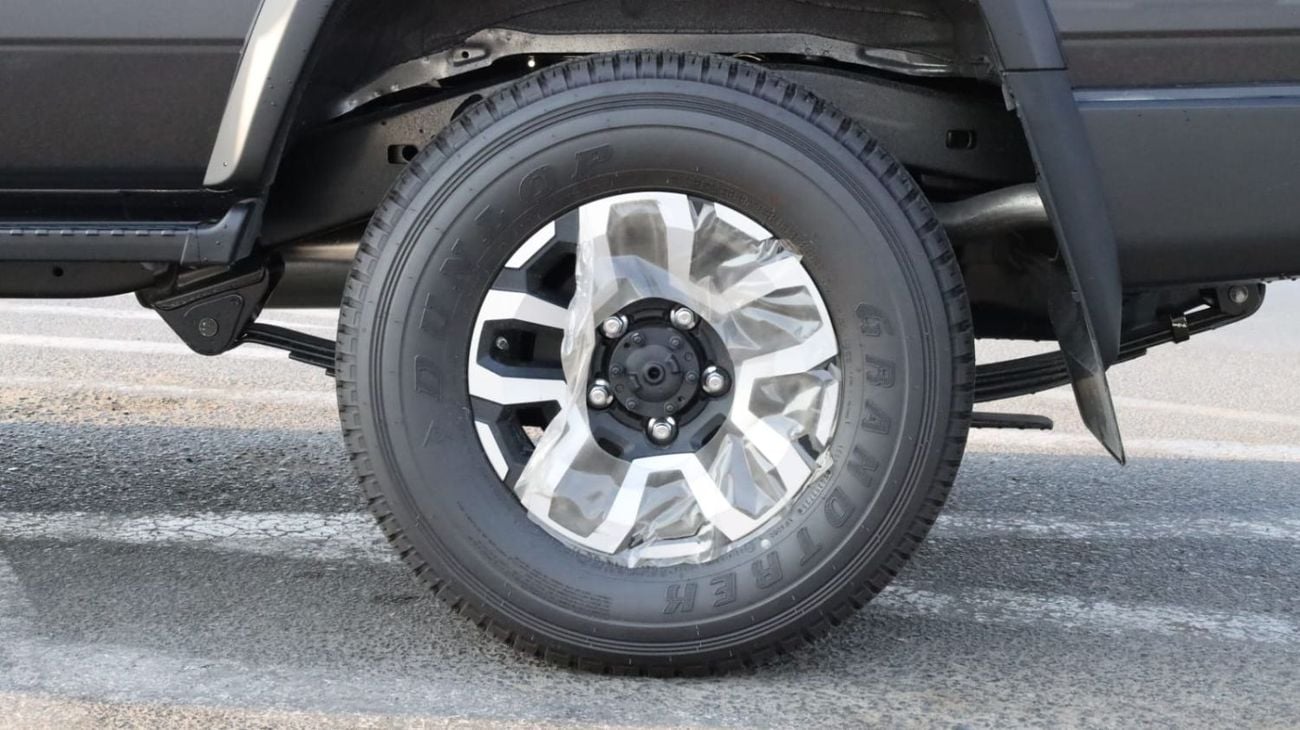 تويوتا لاند كروزر 70 Toyota Land Cruiser LC76 2.8 AT 2026