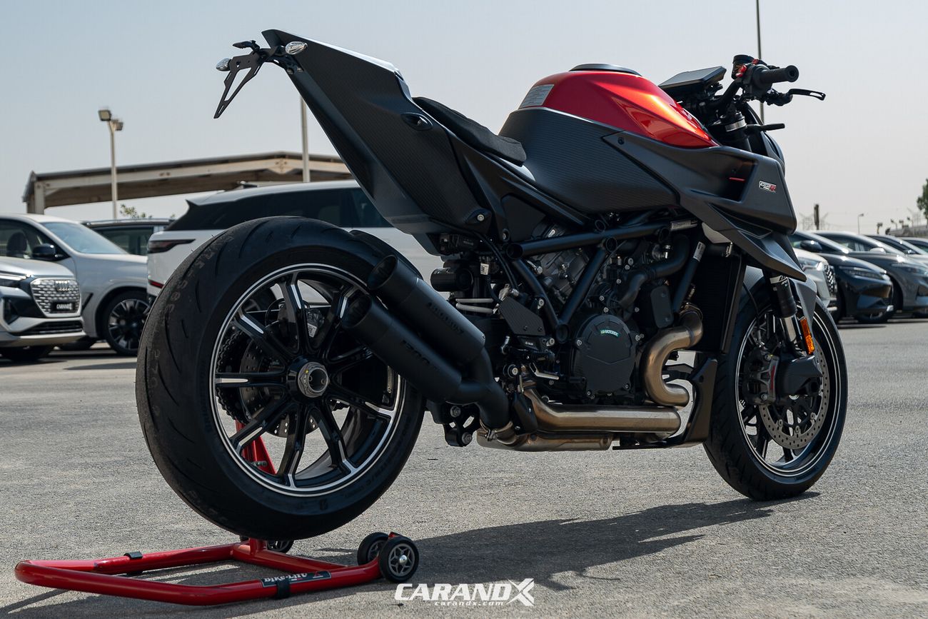 كاي تي أم 1300R KTM BRABUS 1300 R Magma Red 1 of 77