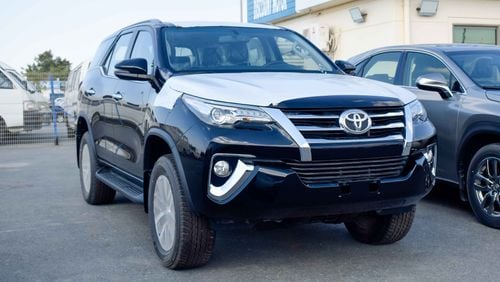 تويوتا فورتونر SR5 V6