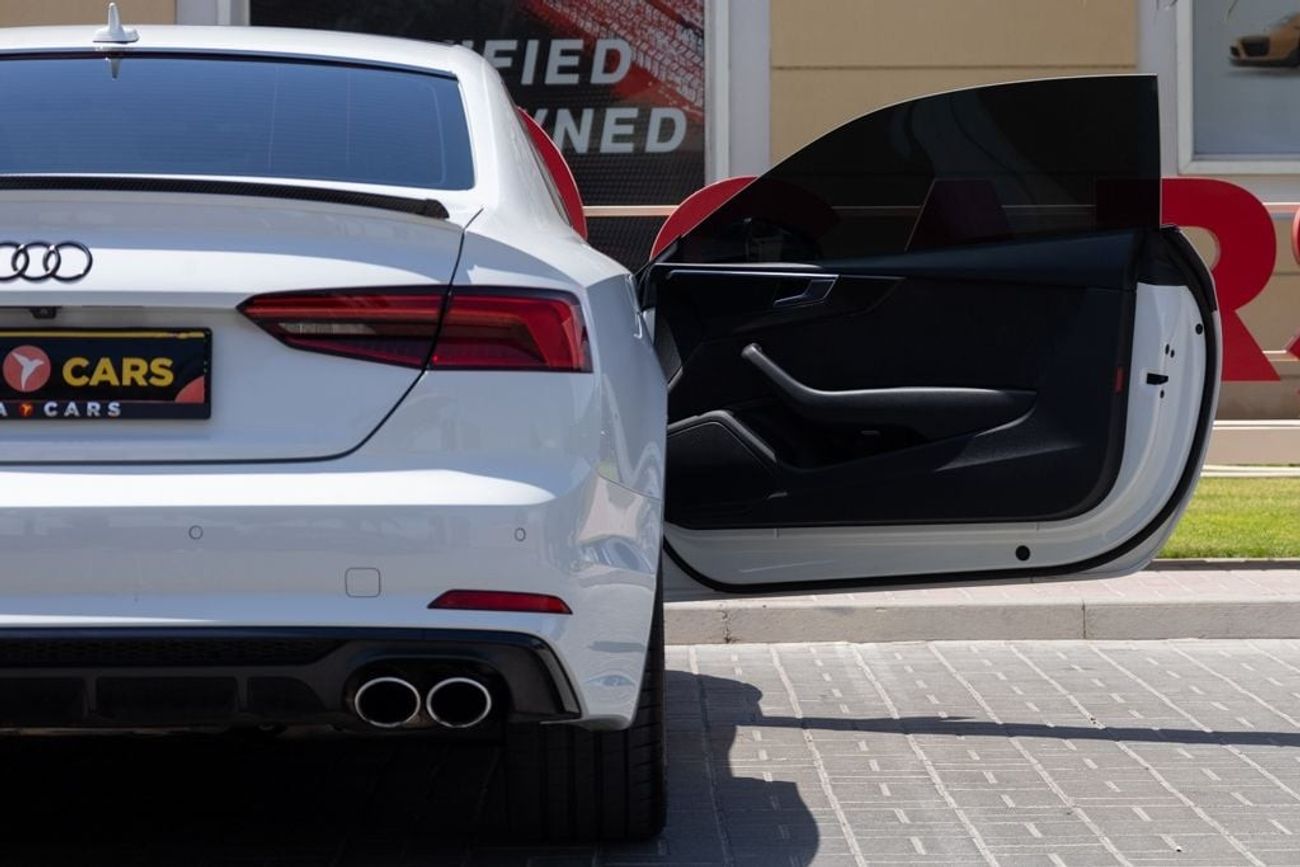 Audi S5 TFSI quattro 3.0L